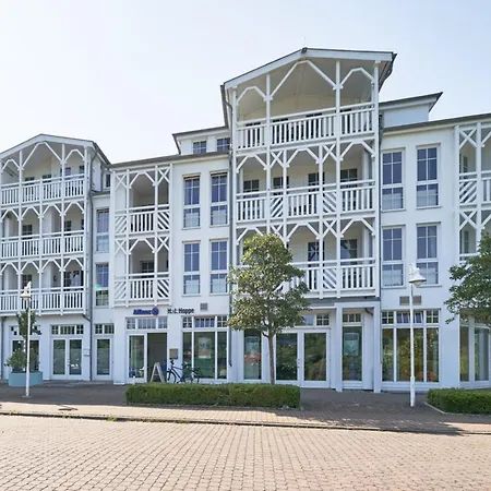 Apartment Geschmackvoll Eingerichtete Fuer 4 Im Seepark Sellin (Rugen)